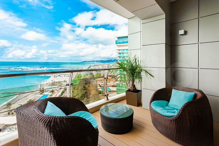 3-к. квартира, 170 м², 15/21 эт.