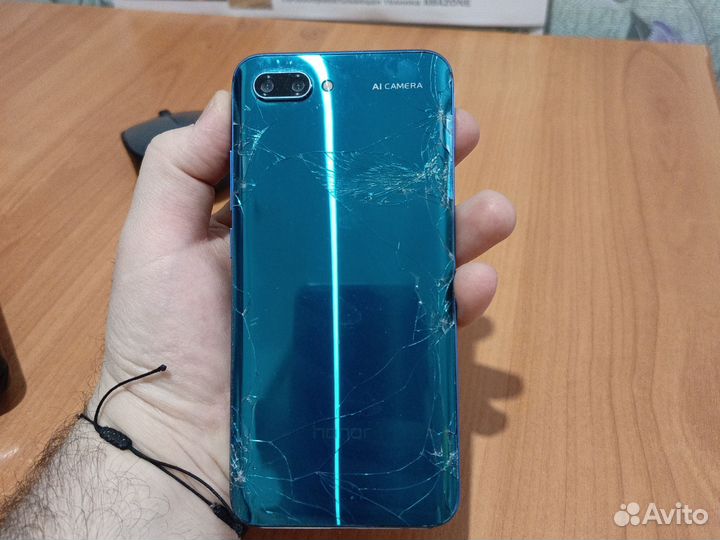HONOR 10, 4/128 ГБ