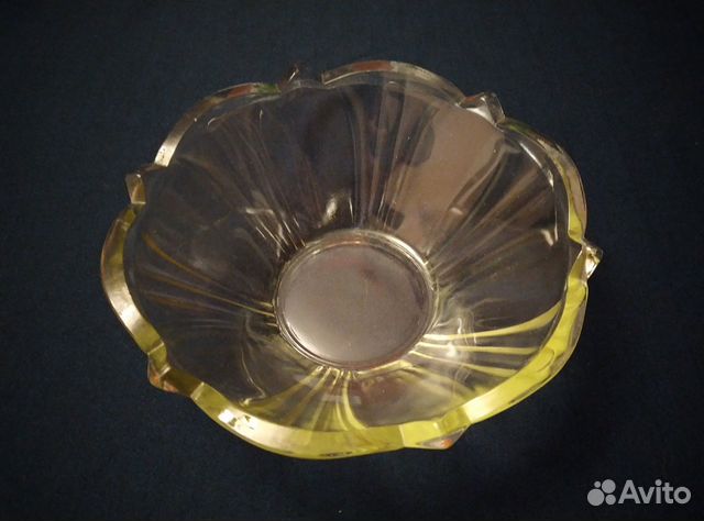 Стеклянный салатник