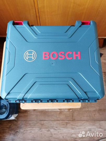 Шуруповёрт Bosch GSR 120Li