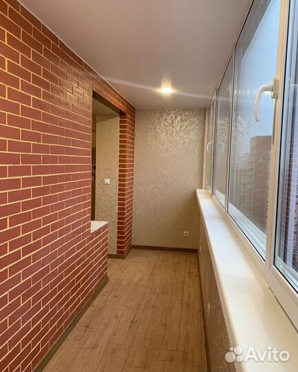 Остекление балконов в пятиэтажке. Окна пвх