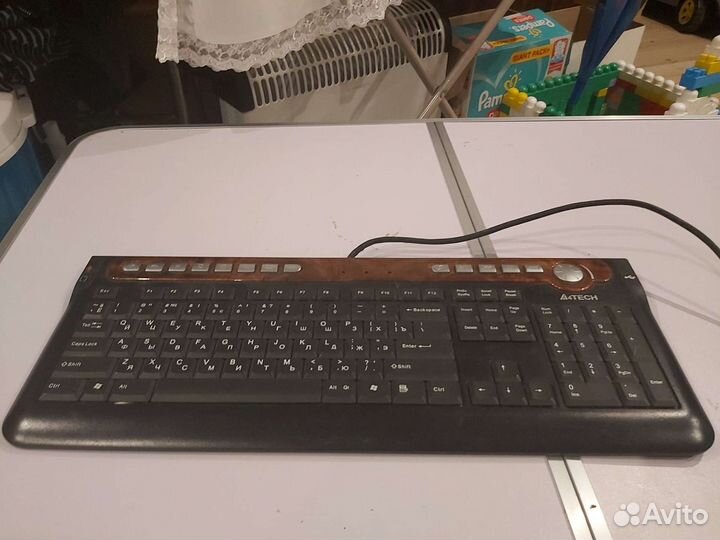 Механическая клавиатура мультимедийная