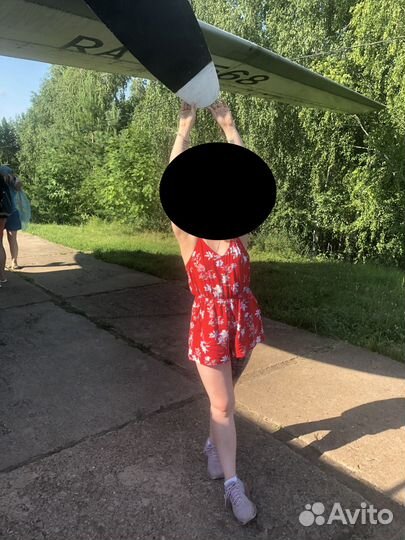 Красный комбинезон XS-S H&M