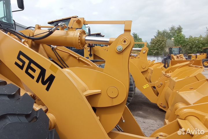 Фронтальный погрузчик SEM 655D, 2023