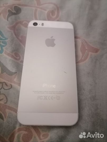 Телефон iPhone 5s