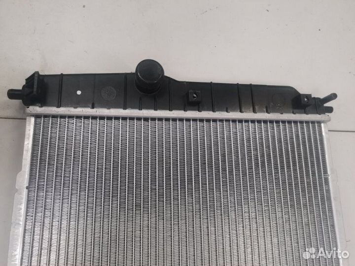 Радиатор охлаждения двигателя Chevrolet Aveo