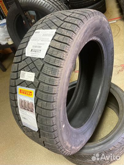 Pirelli Ice Zero FR 285/60 R18 117T