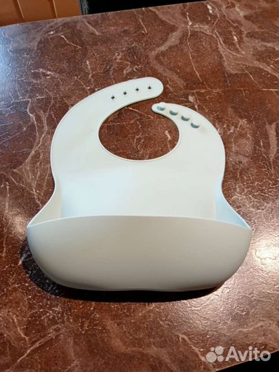 Нагрудник для кормления