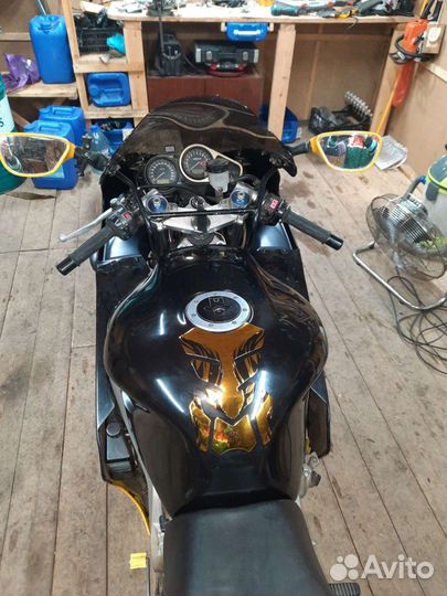 Кавасаки zx-9r