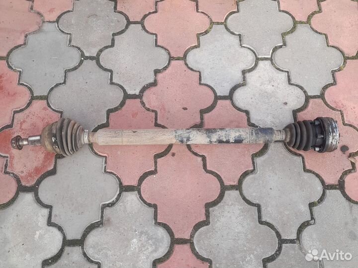 Привод правый volkswagen golf 4,bora