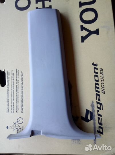 Обшивка стойки левая Mitsubishi Pajero Sport KH