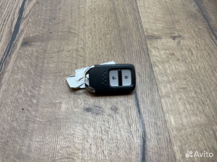 Ключ зажигания Honda Fit Shuttle