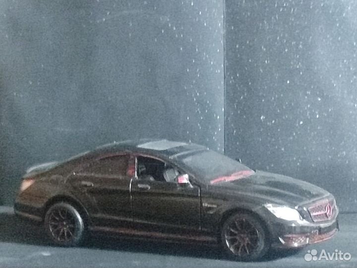 Модельки 1/36 Welly,kinsmart