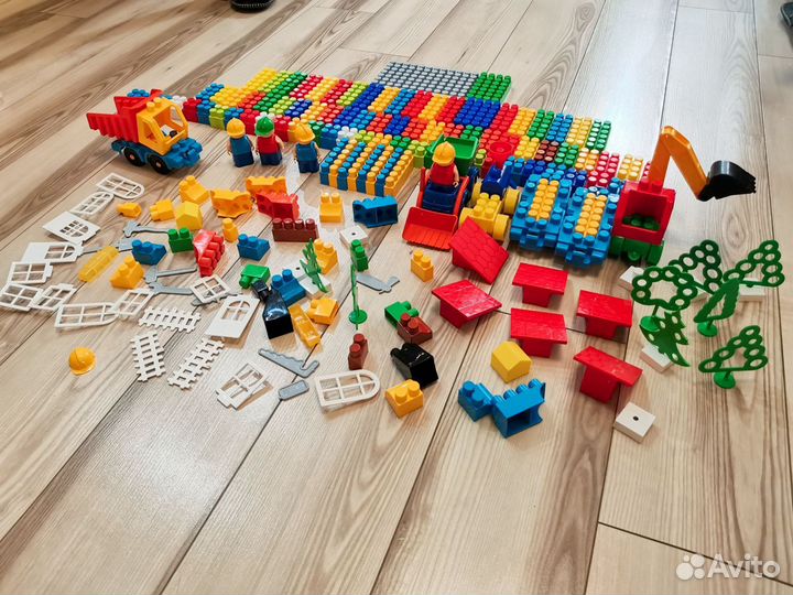 Конструктор крупный