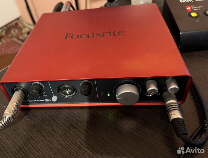 Focusrite scarlett 6i6