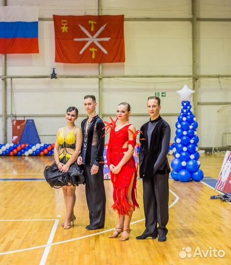 Платье для бальных танцев