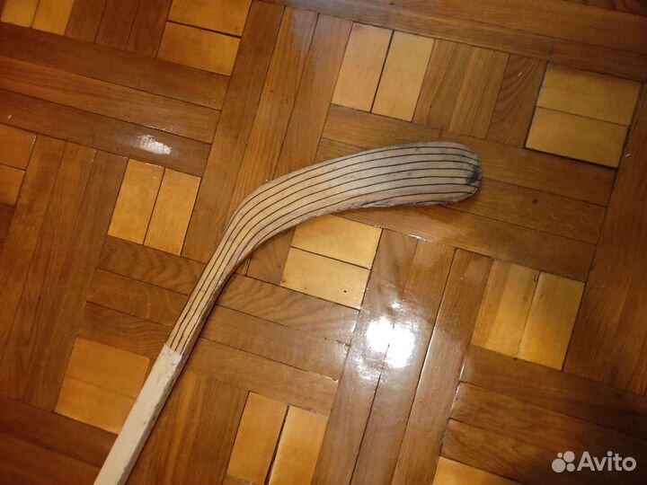 Клюшка хоккейная