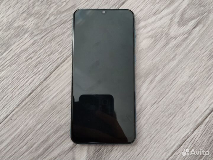 Samsung Galaxy A50, 4/64 ГБ