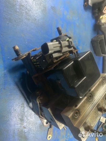 Блок ABS Subaru Legacy BG5 20E 1995