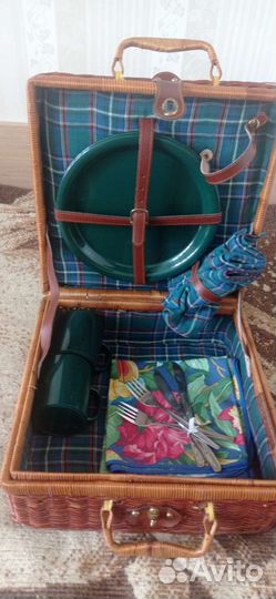 Короб плетеный для пикника