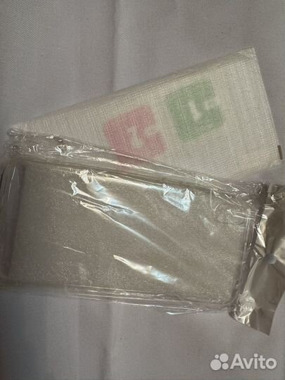 Чехол и защитное стекло на Honor 8s