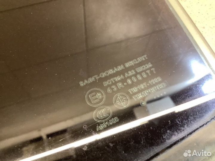 Стекло двери задней заднее левое Mazda 3 BK