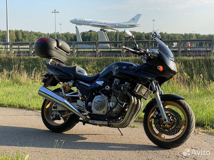 Yamaha XJR1300