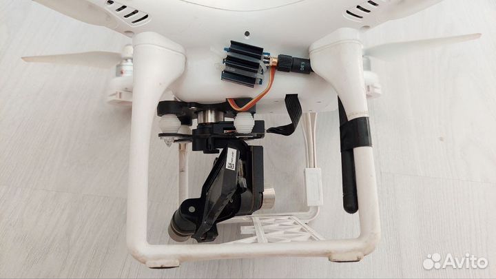 Квадрокопте DJI Phantom 2