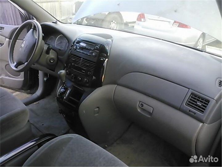 Разбор на запчасти Toyota Sienna 2 2003-2010