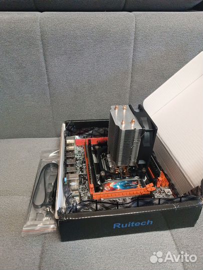 Комплект X99 + 14 ядер + 16гб ддр4