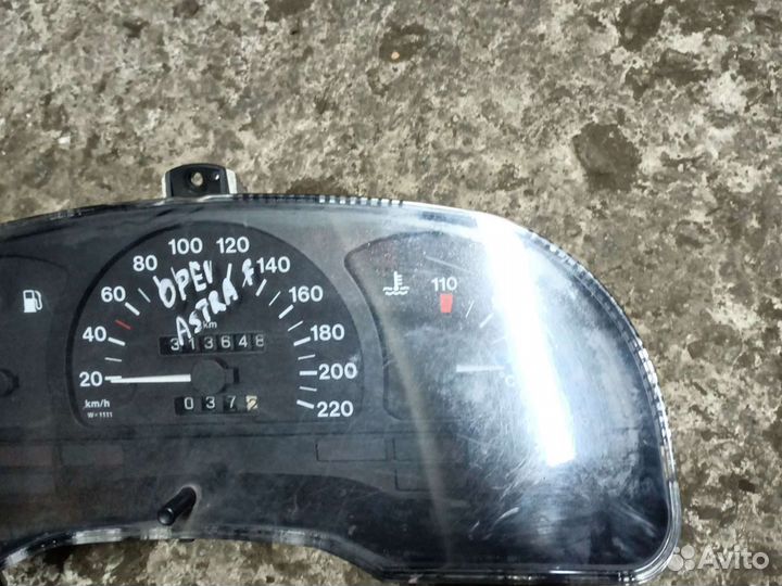 Приборная панель Opel Astra F C16NZ