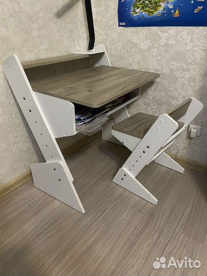 Стол письменный, растущий, детский