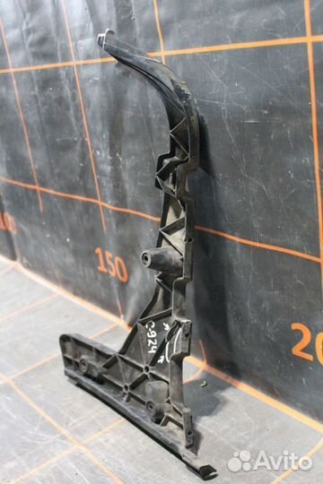 Кронштейн бампера заднего правый - Audi Q5