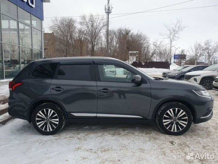 Mitsubishi Outlander 2.0 CVT, 2018, 52 800 км