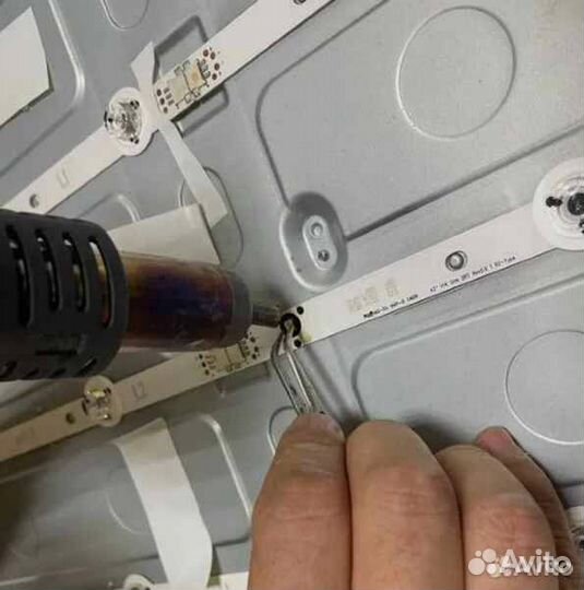 Ремонт телевизоров / Мастер по ремонту телевизоров