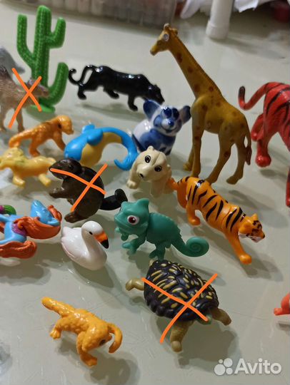 Фигурки разных животных. Игрушки