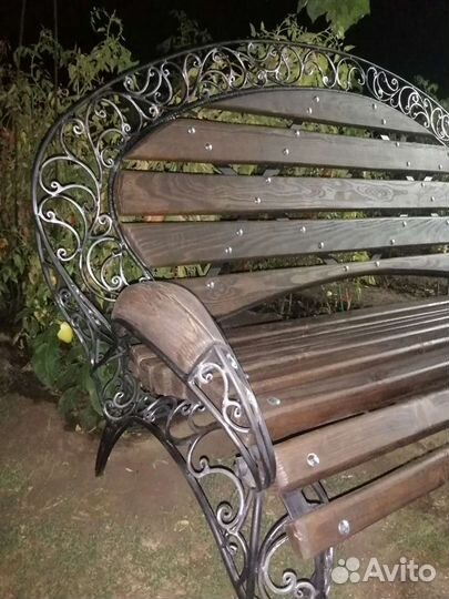 Кованая лавочка