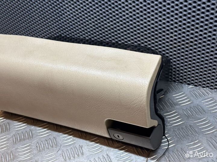 Бардачок Mercedes-Benz W210