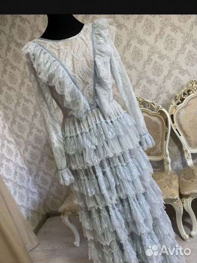 Вечернее платье