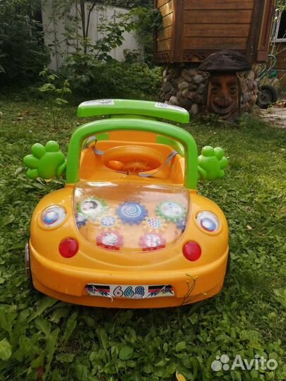 Машина для детей на аккумуляторе
