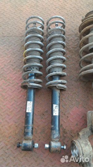 Передние, задние стойки в сборе 2110 Калина Гранта