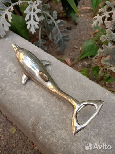 Открывалка дельфин винтаж латунь с серебрением