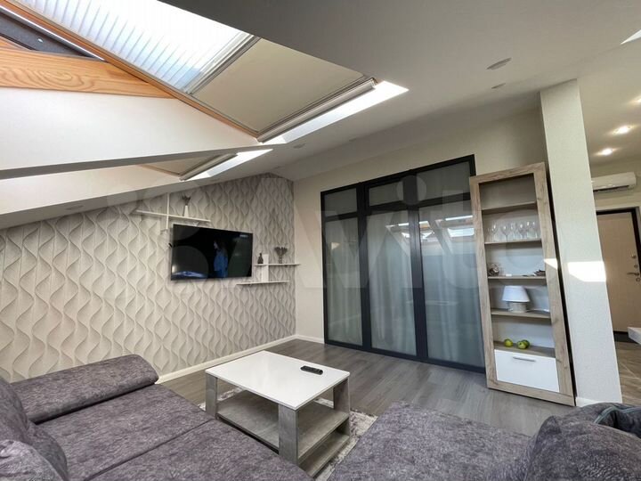 2-к. квартира, 52 м², 6/6 эт.