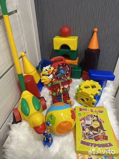 Развивающие игрушки большим пакетом