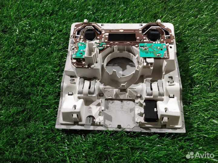 Плафон салонный Volkswagen Passat