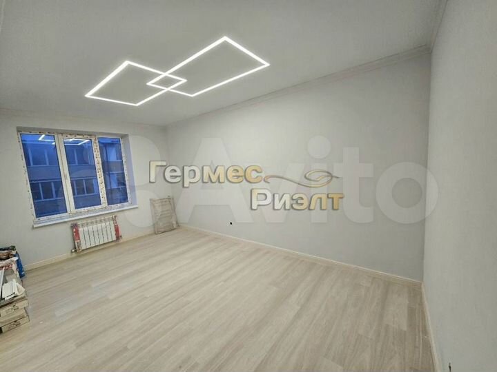 3-к. квартира, 93,3 м², 2/5 эт.