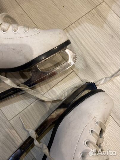 Женские коньки Graf montana gold