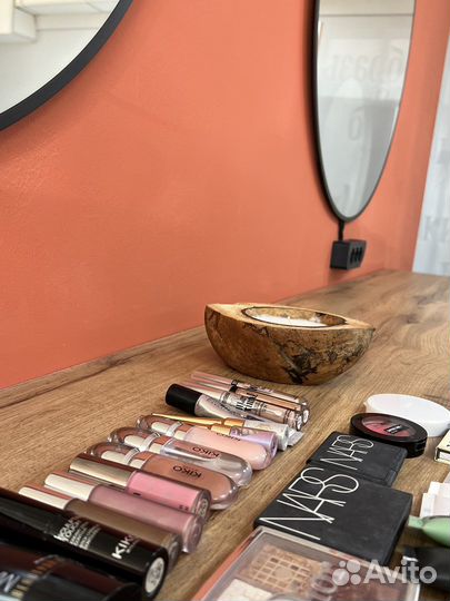 Макияж и создание причёски