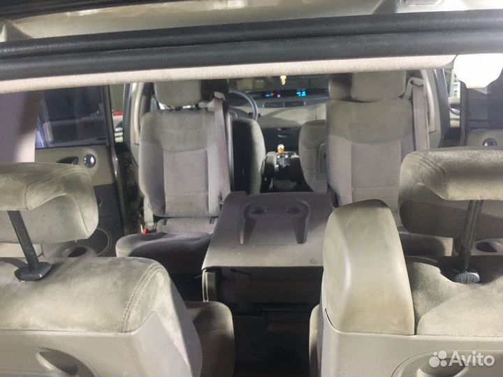 Пассажирские перевозки минивен