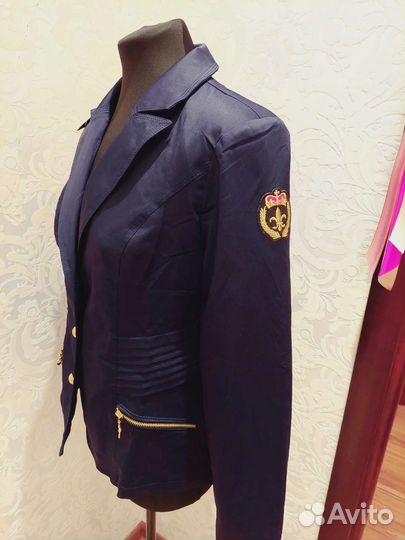 Новый синий редингот c перчатками